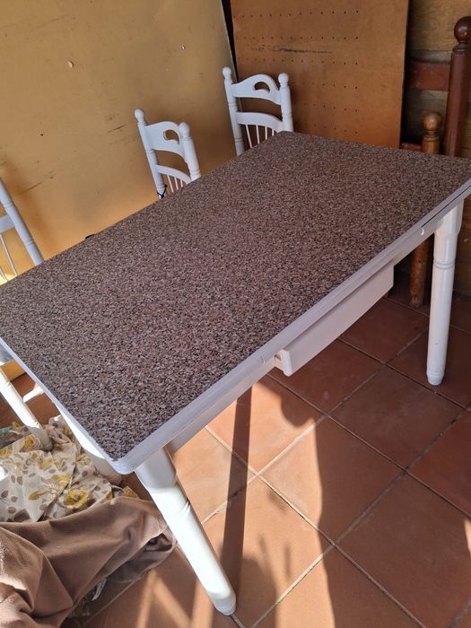 Conjunto de mesa de cozinha com cadeiras