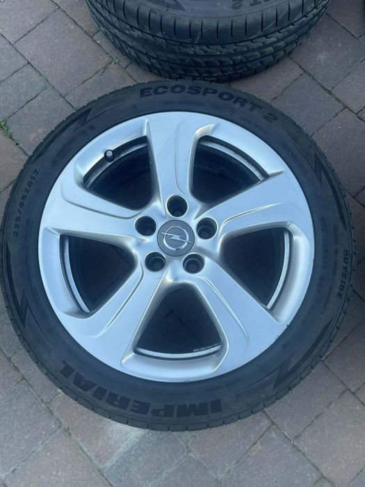 Komplet kół! R17 Aluminiowe felgi Opel.