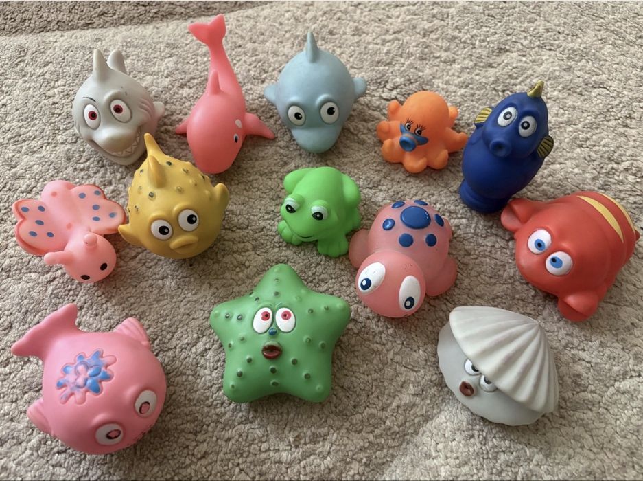 Іграшки для купання