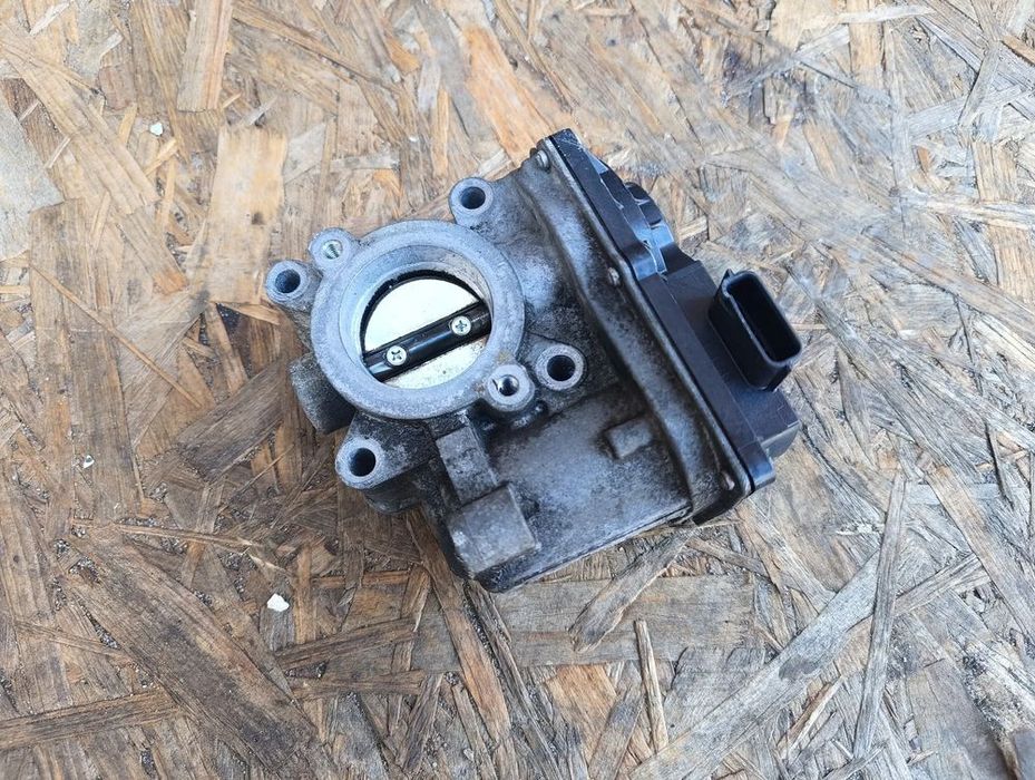 przepustnica renault clio iii modus 1,2 tce 16v 8200578645