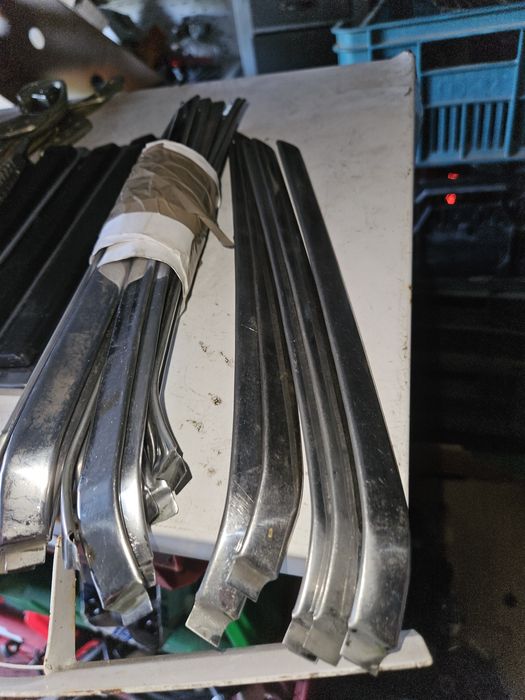 Liswty slupka c fiat 125p