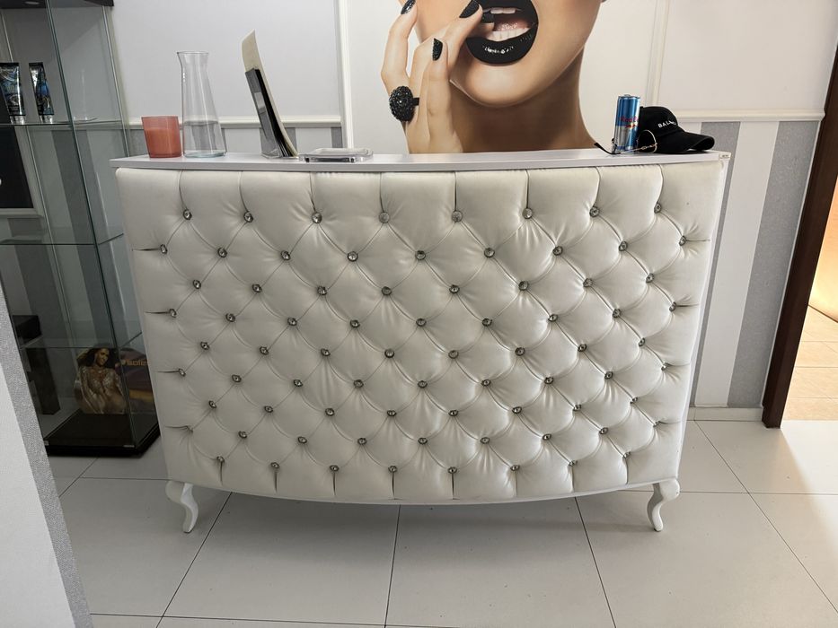 Recepcja glamur fryzjer kosmetyka