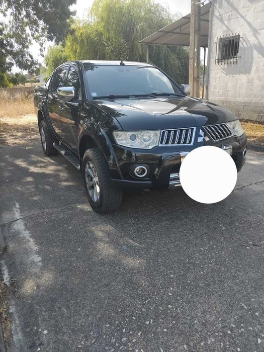Mitsubishi stracar