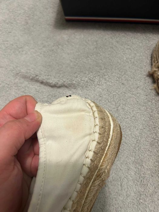 Białe espadryle na platformie Tommy Hilfiger 40