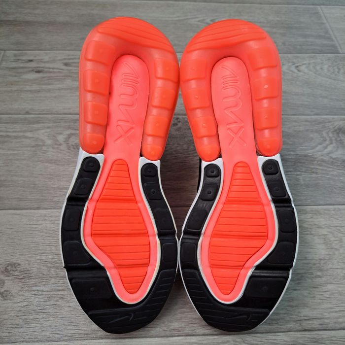 Кроссовки NIIKE AIR MAX 270 р.38 оригинал