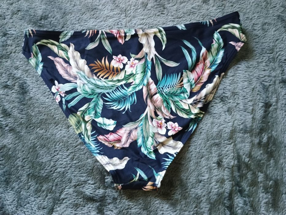 Dół od bikini Tropikalne kwiaty Esprit