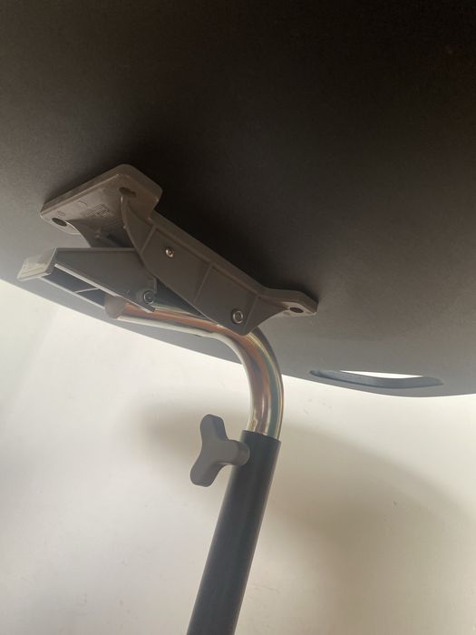 Mesa de apoio ajustável em altura