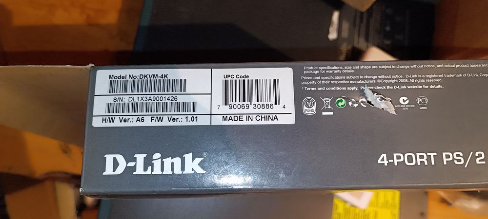 4-портовий KVM-перемикач D-Link DKVM-4K (PS/2, VGA)