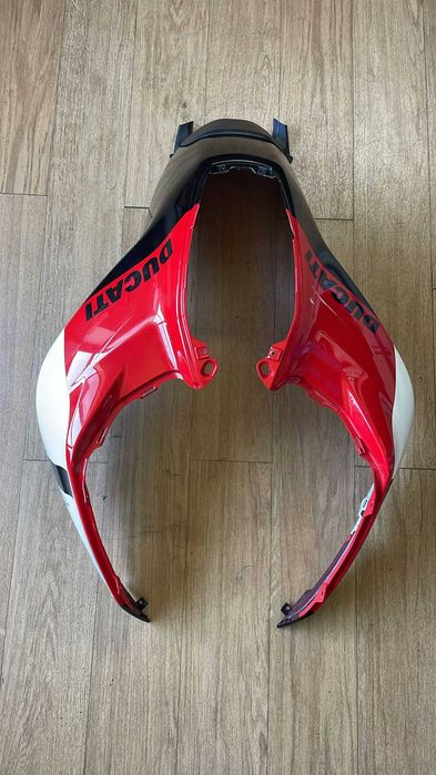 CARENAGEM TANQUE DE COMBUSTIVEL PARA DUCATI MULTISTRADA V4 PIKES PEAK