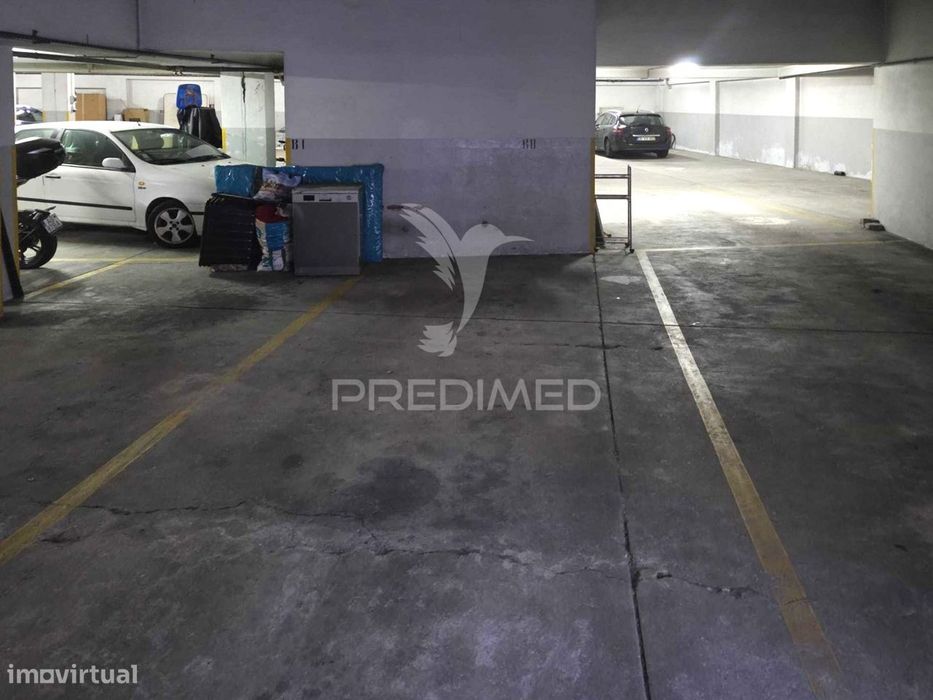 T2 com lugar de Garagem em Condominio fechado nos Carvalhos