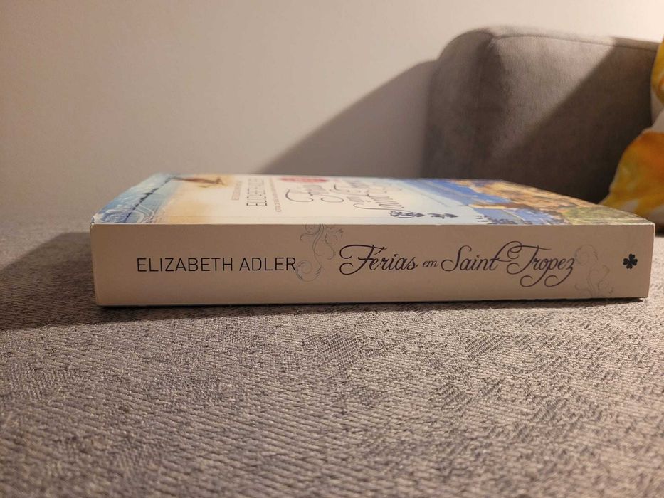 Férias em Saint-Tropez, de Elizabeth Adler