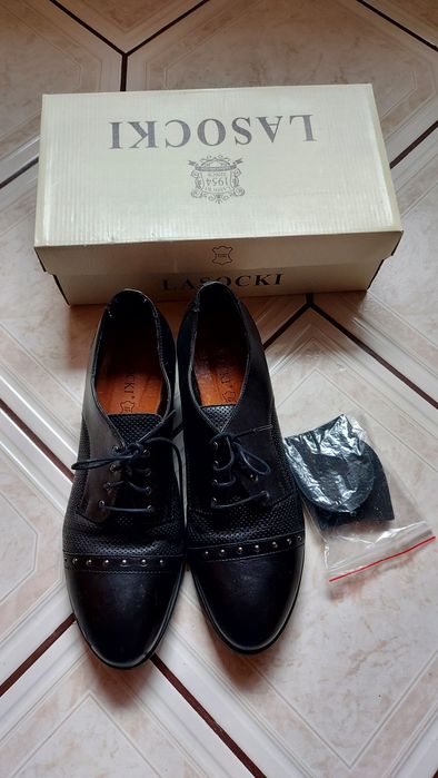 Buty  skórzane damskie  Lasocki roz. 41