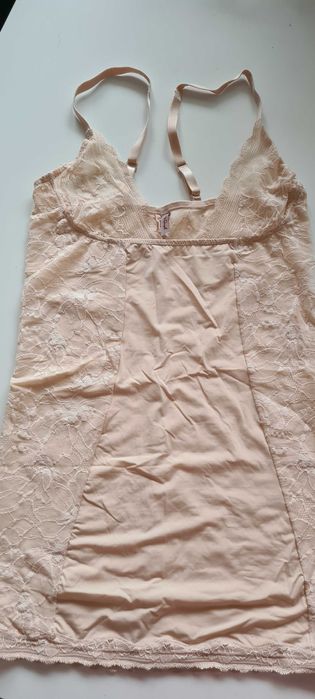 Halka Triumph koronkowa