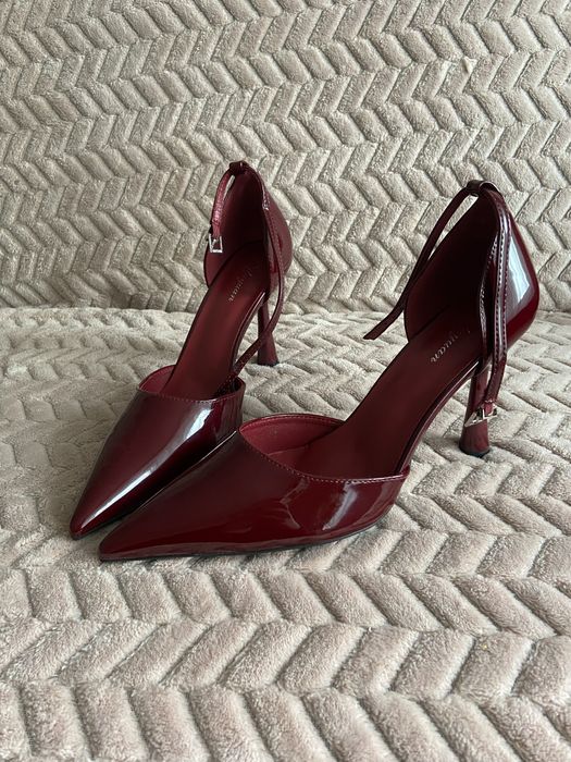 Нові Туфлі 40 розмір