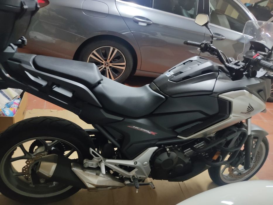 Honda NC 750X (como nova)