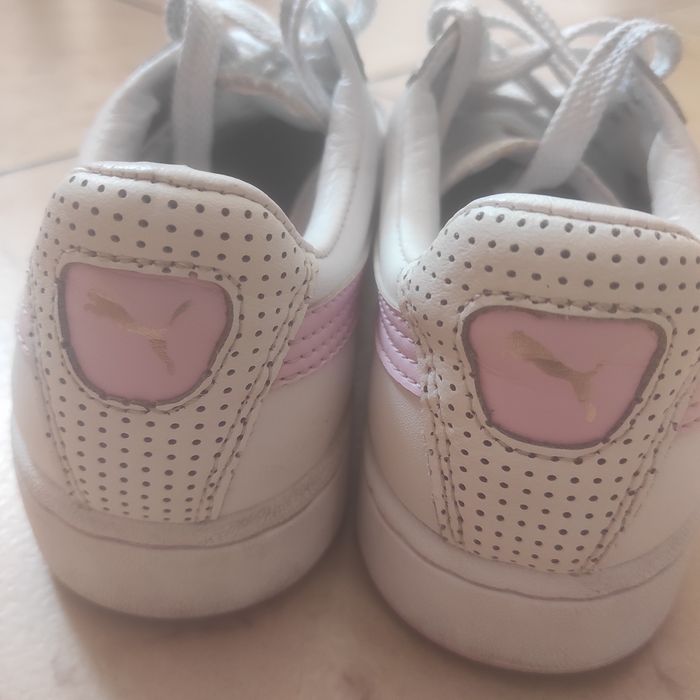 Buty damskie Puma.