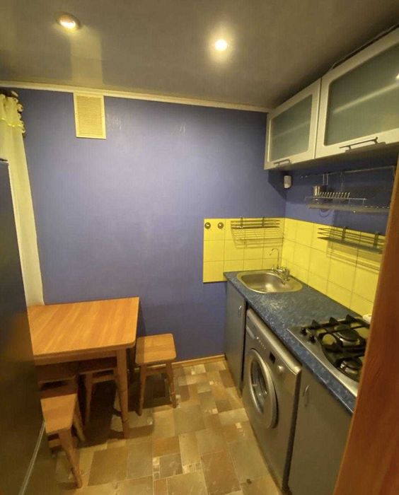 Оренда 1-к, Голосіївський район, метро Деміївська, вул. Козацька 32