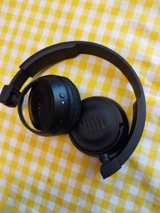 Słuchawki JBL stan bardzo dobry