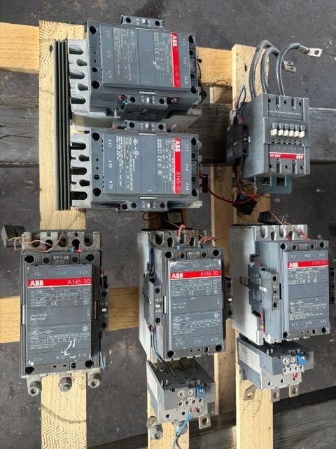 STYCZNIK ABB komplet paleta używane 6 szt c