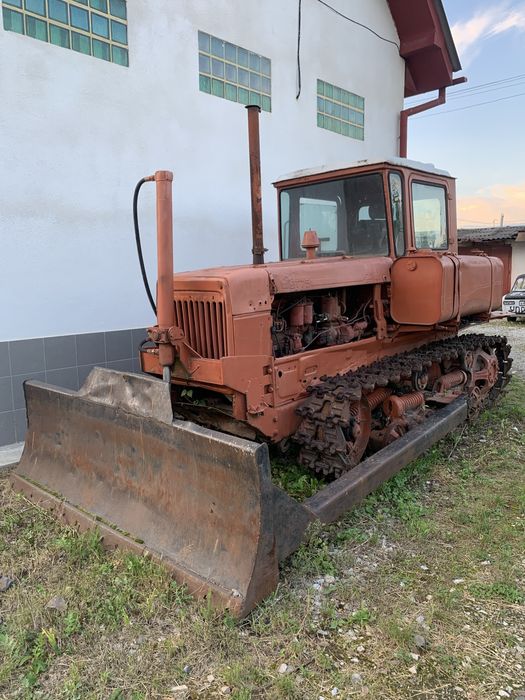 Трактор гусеничний бульдозер дт75