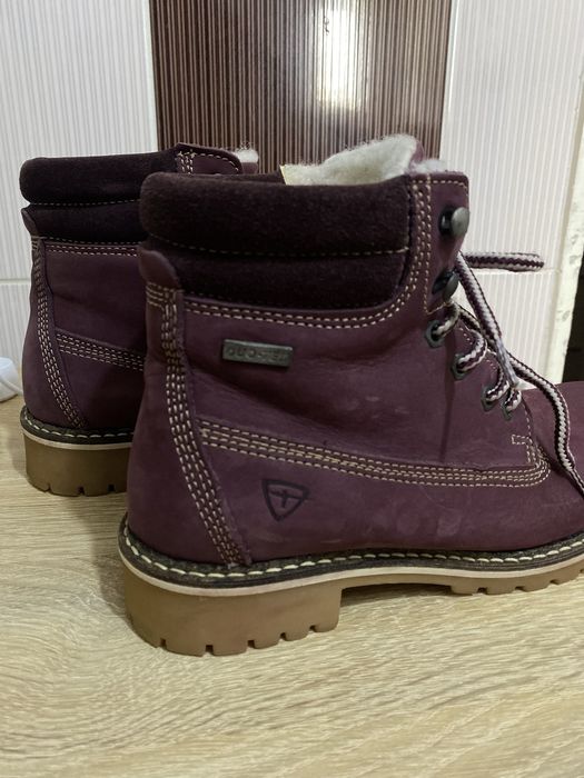 Жіноче зимове взуття Tamaris