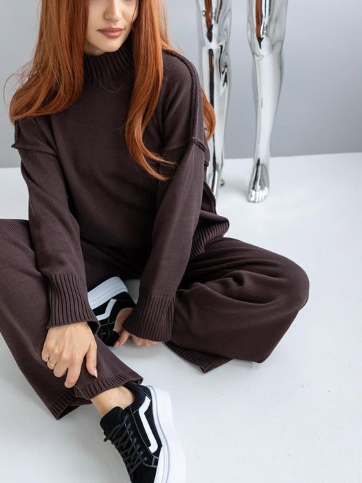 Вʼязаний базовий костюм Cozzmo L/Xl