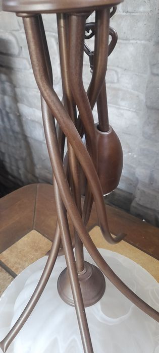 Lampa wisząca  piękna  klasyczna