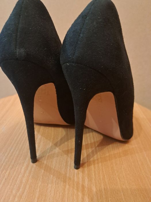 Szpilki damskie rozm.37