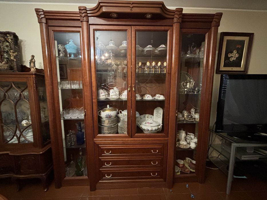 Movel de sala criataleira