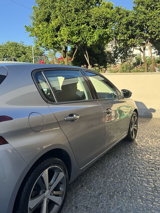 Peugeot Cinza 2017
