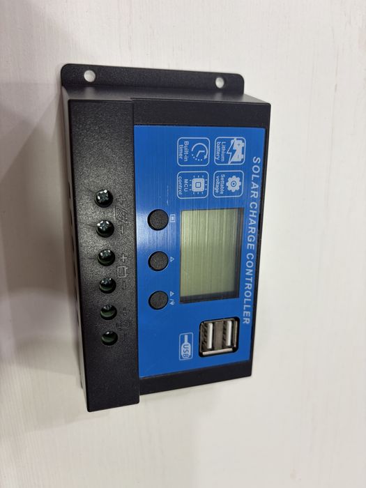 Regulator ladowania solarnego PWM , przewód  mc4-anderson