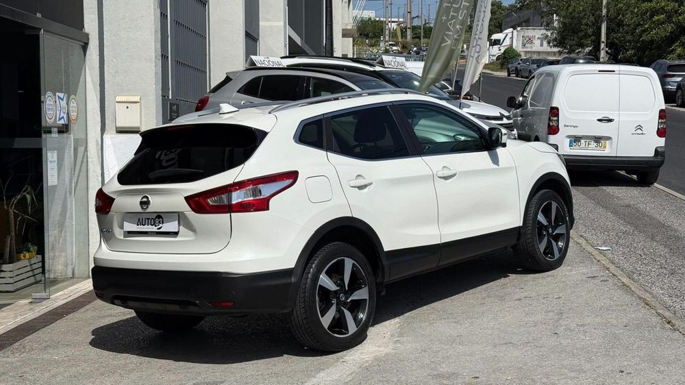 Nissan Qashqai 1.5 dCi N-Connecta 18