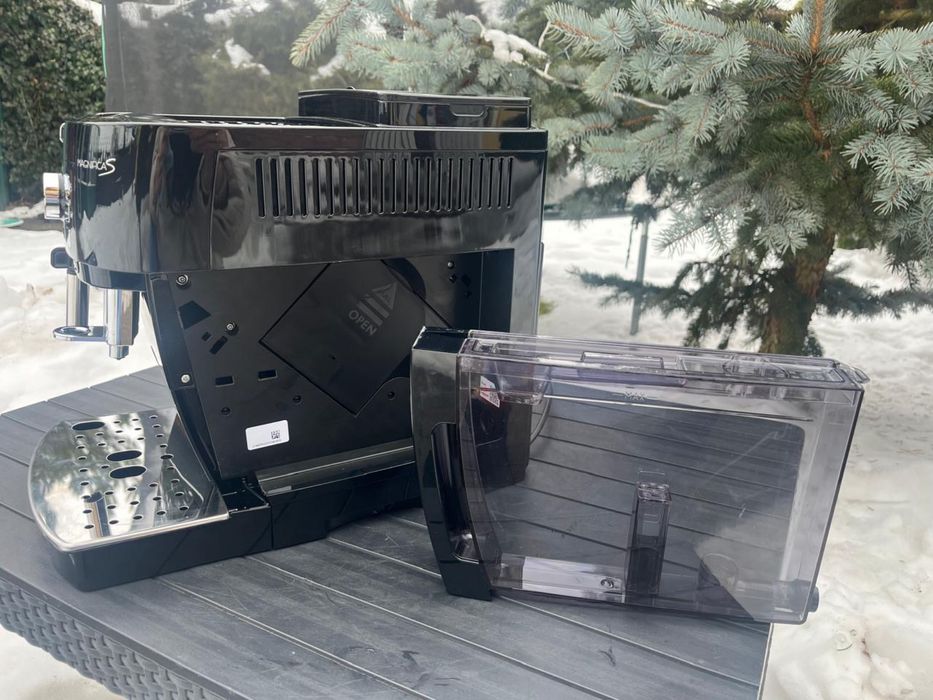 Кавоварка Delonghi Magnifica S  2023рік 12місяць гарантія