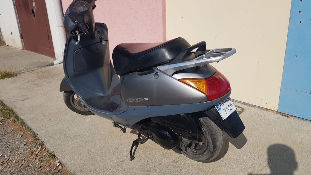 Продам двохмісний скутер Honda lead af 48