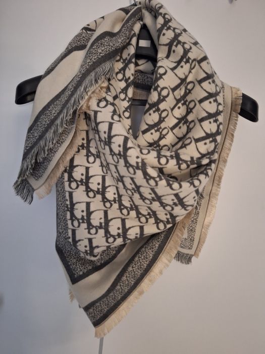 Chusta  135cm na 125cm