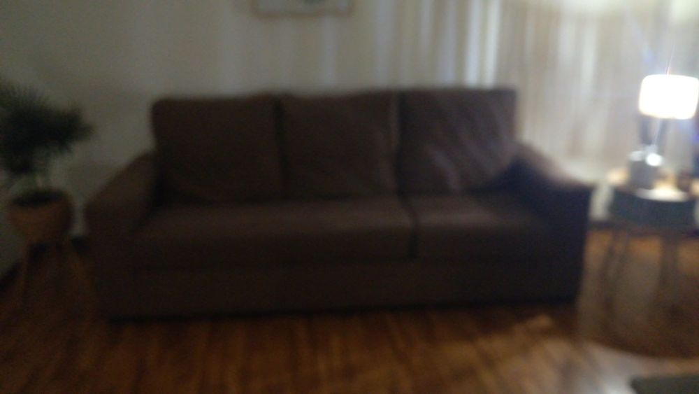 Sofá 3 lugares em tecido