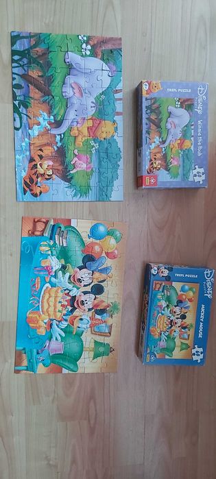 Puzzle 2 zestawy po 60 elementów Mickey Mouse Puchatek