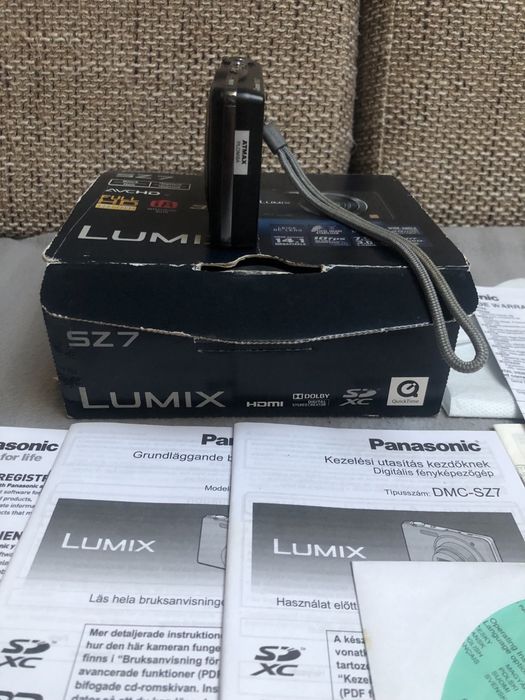 Panasonic Lumix DMC-SZ7 14,1 MP aparat cyfrowy, zestaw