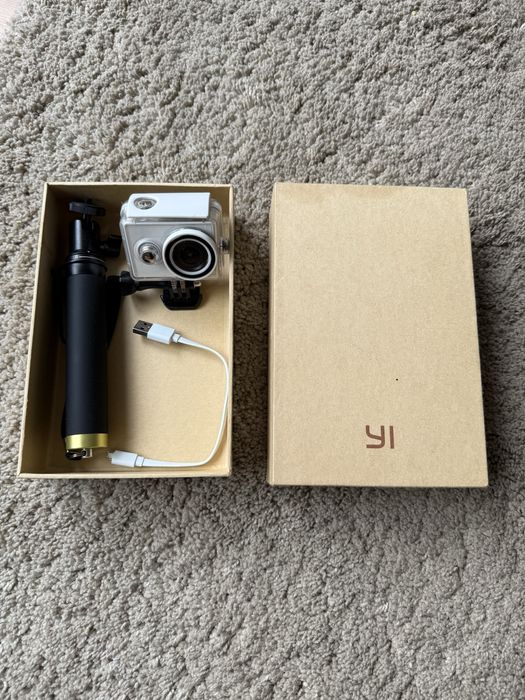 Go Pro Xiaomi Yi - câmara action