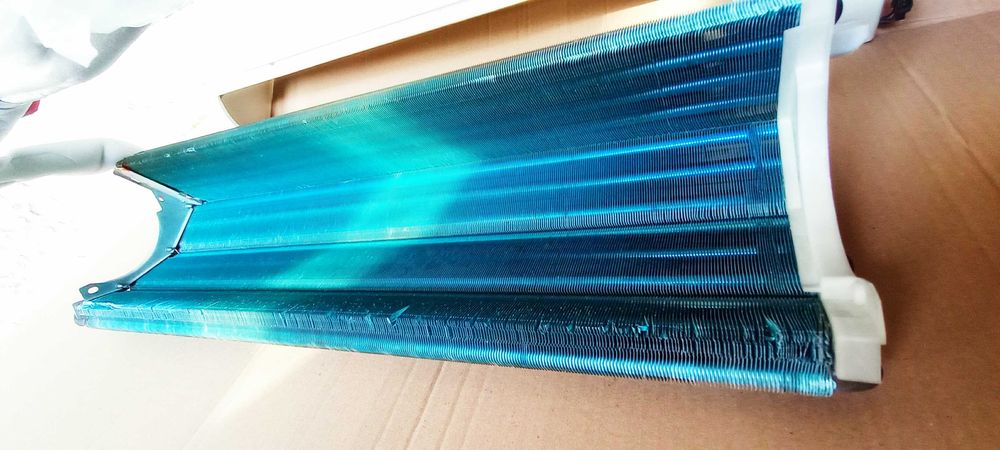 Продам кондиционер Midea MSG-09HR на 27 м2