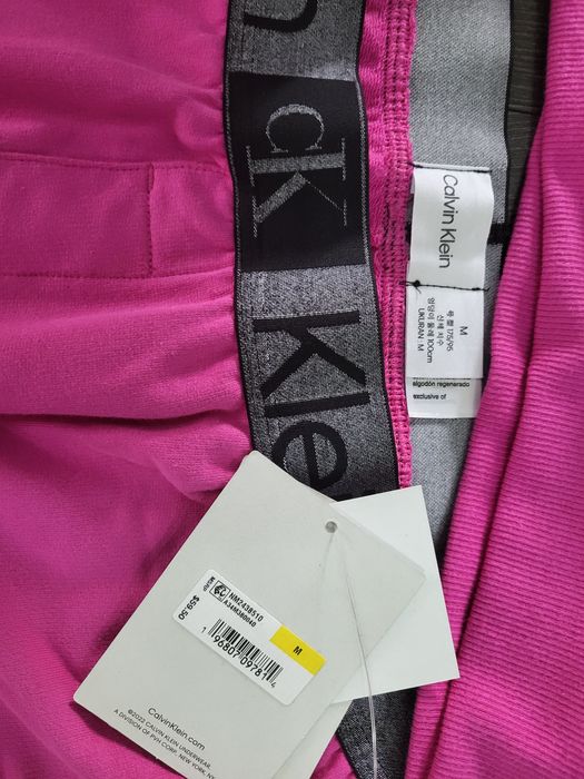 Спортивний костюм Calvin Klein оригінал! М. Новый. Худі,кенгурушка чол ...