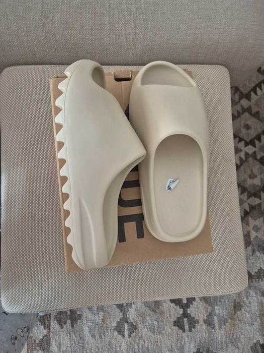 adidas Yeezy Slide Bone Rozmiar 45