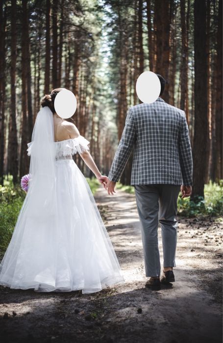 Дизайнерська весільна сукня