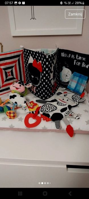 Duża 120 cm kontrastowa  dwustronna mata, sensoryczna przywieszka brze