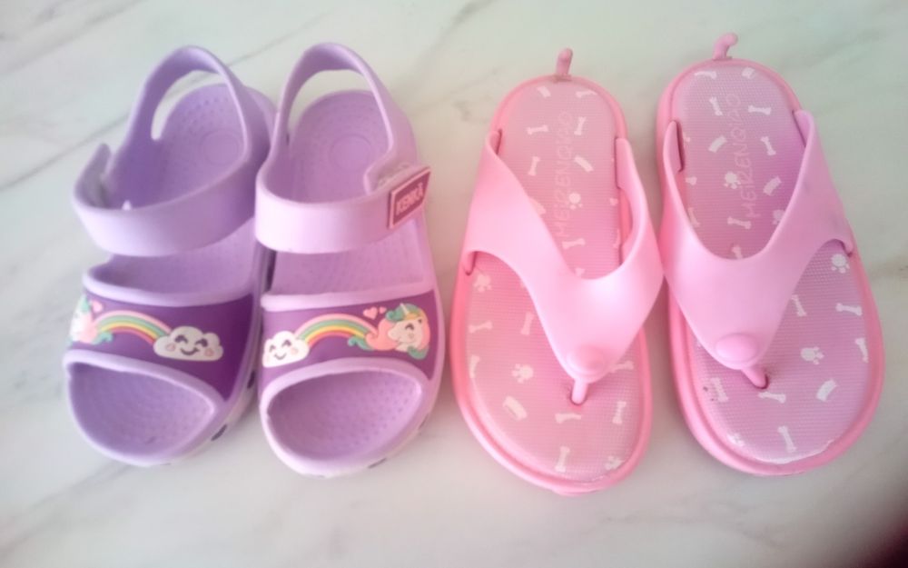 Босоножки и шлепанцы  для девочки