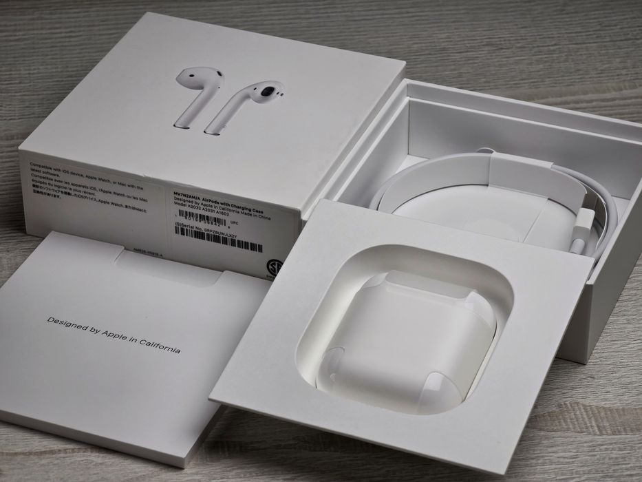 Бездротові навушники Apple AirPods 2 with Charging Case • ОРИГІНАЛ!