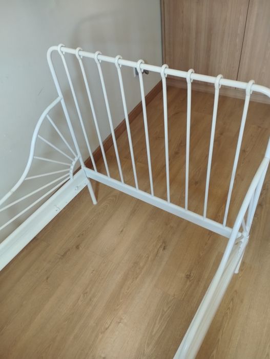 IKEA extendable bed64409480655875122