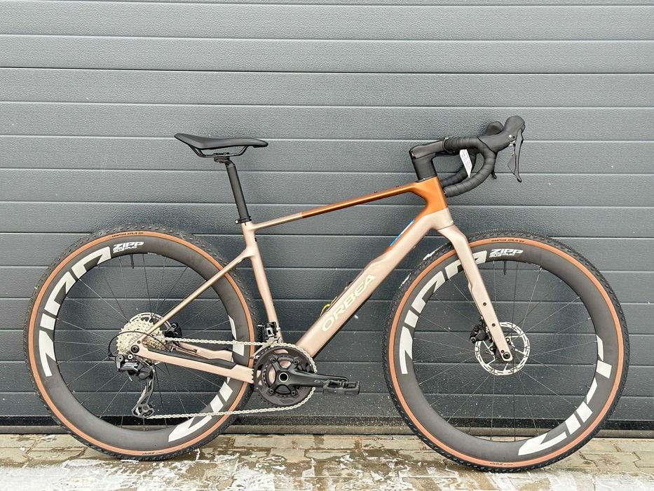 Rower gravelowy Orbea Terra m30 Zipp 303 XPLR S