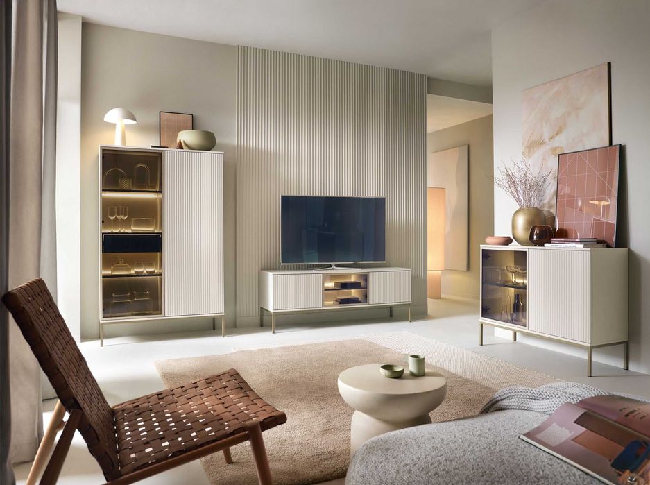 Nowość ! Komoda z frezowanym frontem i oświetleniem LED dwa kolory