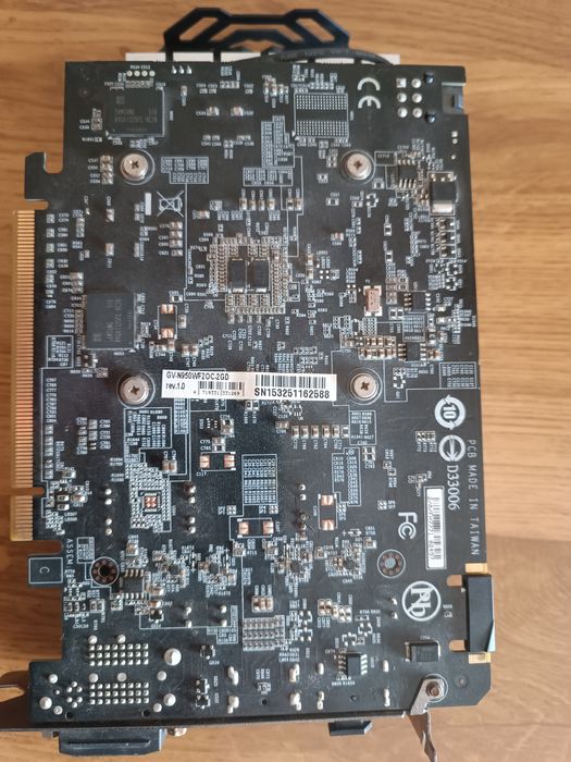 Placa gráfica Gigabyte GTX 950 Windforce OC Edition 2GB DDR5